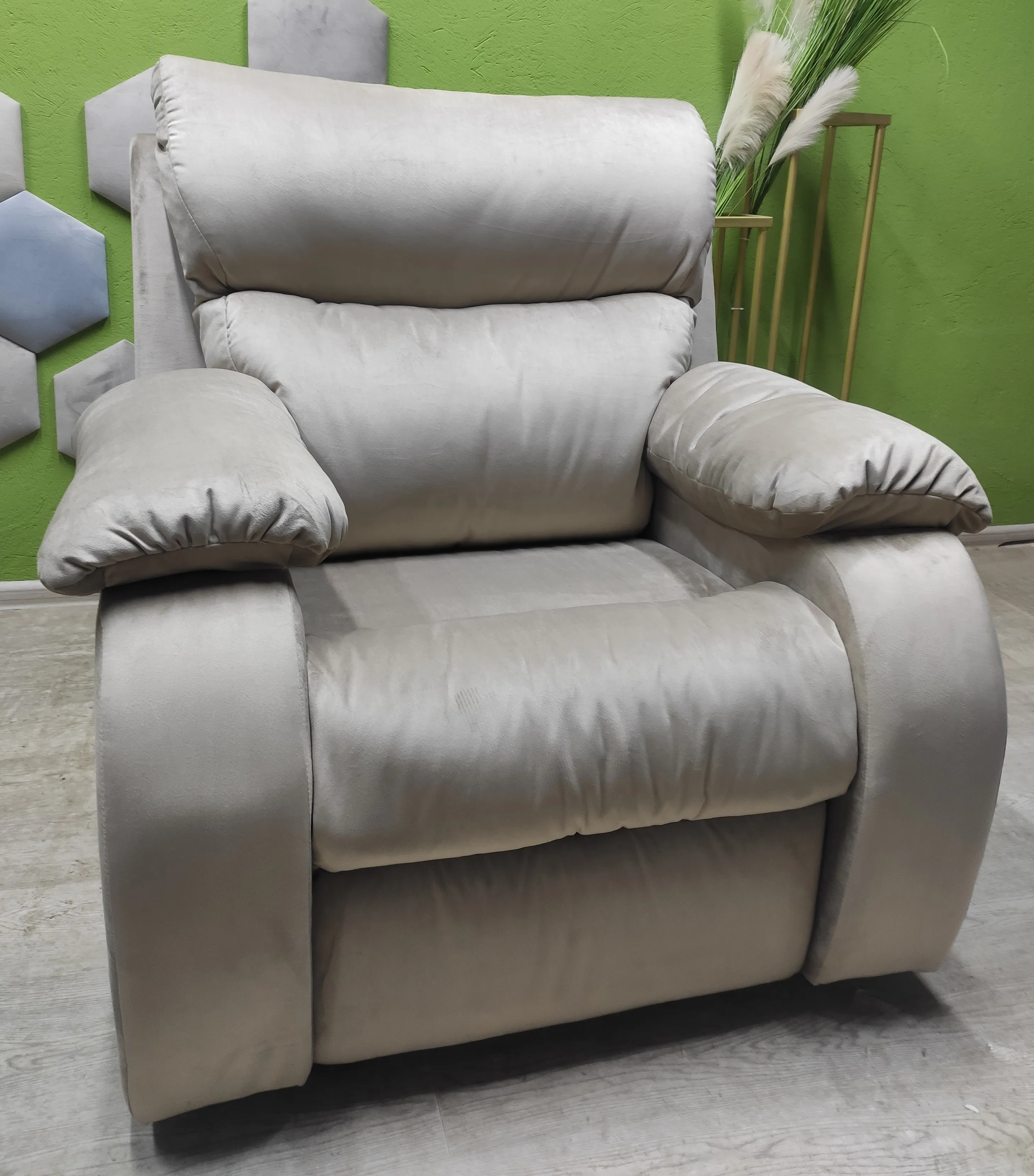 Крісло RECLINER для педикюру Tertio