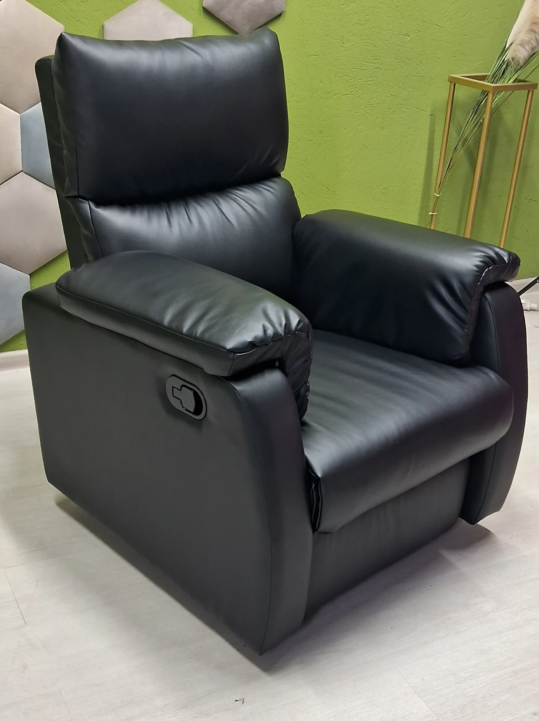 NEW!!! Крісло-RECLINER для педикюру SMART TERTIO